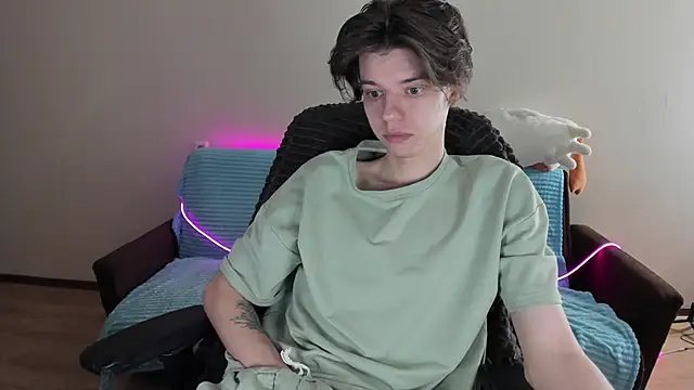 Snapshot of Liam_sexy1 chatting on January 2025 04:52:02 AM Liam sexy1 online show from January 2025 04:52:02 AM