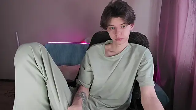 Snapshot of Liam_sexy1 chatting on March 2025 08:10:01 AM Liam sexy1 online show from March 2025 08:10:01 AM