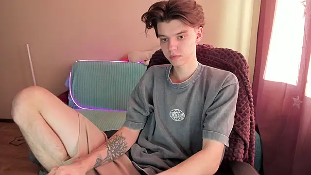 Snapshot of Liam_sexy1 chatting on March 2025 02:52:02 PM Liam sexy1 online show from March 2025 02:52:02 PM