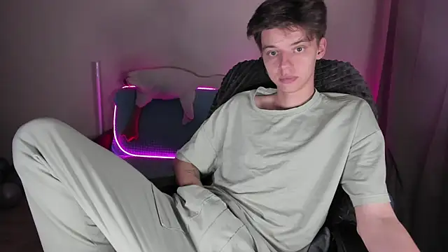 Snapshot of Liam_sexy1 chatting on October 2025 02:18:02 PM Liam sexy1 online show from October 2025 02:18:02 PM