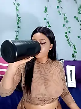 Snapshot of Sugartonguexx chatting on February 2025 04:58:02 PM Sugartonguexx online show from February 2025 04:58:02 PM