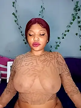 Snapshot of Sugartonguexx chatting on February 2025 02:44:02 AM Sugartonguexx online show from February 2025 02:44:02 AM