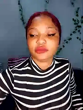 Snapshot of Sugartonguexx chatting on March 2025 10:41:02 AM Sugartonguexx online show from March 2025 10:41:02 AM