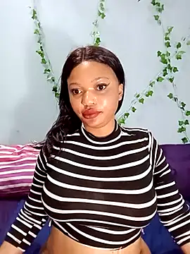 Snapshot of Sugartonguexx chatting on March 2025 01:10:02 AM Sugartonguexx online show from March 2025 01:10:02 AM