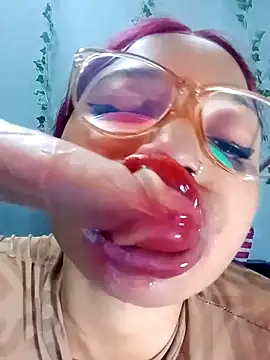 Snapshot of Sugartonguexx chatting on March 2025 10:28:01 PM Sugartonguexx online show from March 2025 10:28:01 PM