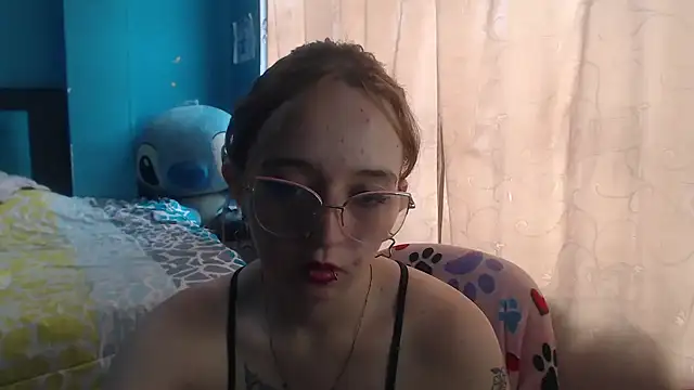 Liaroberts1 online show from January 2025 06:20:02 PM