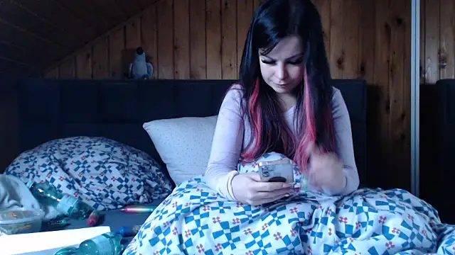 BoeseMoni1998 online show from October 2025 12:37:01 PM