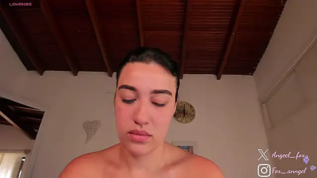 Snapshot of angeel_fox chatting on December 2024 03:57:01 PM angeel fox online show from December 2024 03:57:01 PM