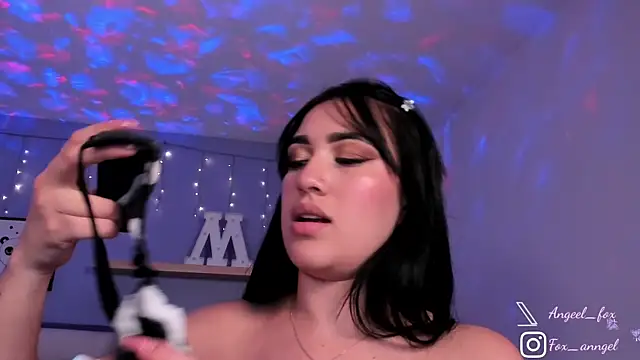 Snapshot of angeel_fox chatting on January 2025 04:39:01 AM angeel fox online show from January 2025 04:39:01 AM