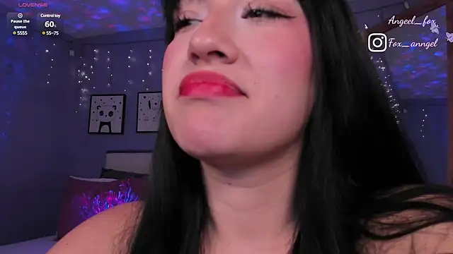 Snapshot of angeel_fox chatting on March 2025 02:27:02 AM angeel fox online show from March 2025 02:27:02 AM