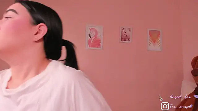 Snapshot of angeel_fox chatting on September 2025 02:49:01 AM angeel fox online show from September 2025 02:49:01 AM