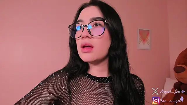 Snapshot of angeel_fox chatting on October 2025 04:55:01 AM angeel fox online show from October 2025 04:55:01 AM