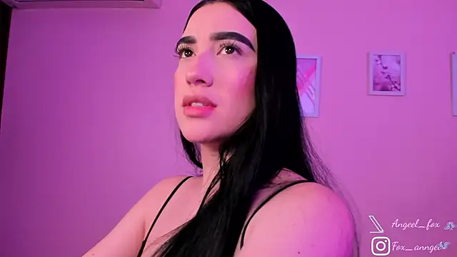 angeel fox online show from April 2026 03:39:01 AM