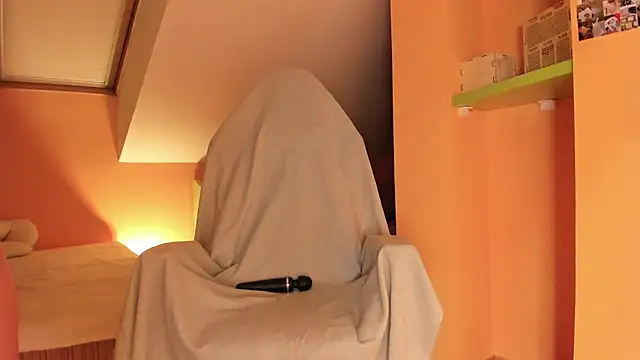 GoodGirll2133 online show from March 2025 12:31:02 PM