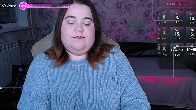 Estelle Hicks online show from October 2025 06:18:02 PM