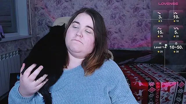 Estelle Hicks online show from November 2025 06:19:02 PM