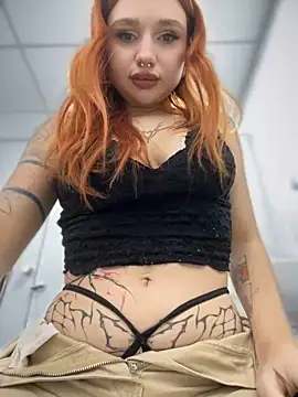 Snapshot of KarinHorny chatting on December 2024 05:31:01 AM KarinHorny online show from December 2024 05:31:01 AM