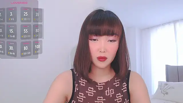 Snapshot of TumiLio chatting on March 2025 01:49:02 PM TumiLio online show from March 2025 01:49:02 PM