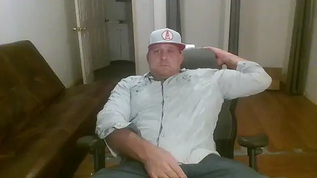 poundyouout69 online show from December 2025 01:02:02 AM