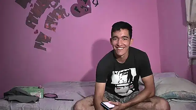 Snapshot of Sweetiefoxxx chatting on March 2025 02:04:02 PM Sweetiefoxxx online show from March 2025 02:04:02 PM