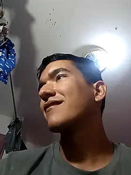 Snapshot of Sweetiefoxxx chatting on March 2025 02:01:02 PM Sweetiefoxxx online show from March 2025 02:01:02 PM