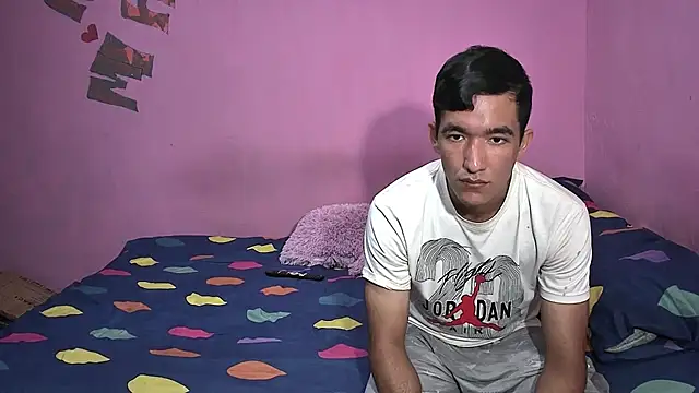 Snapshot of Sweetiefoxxx chatting on November 2025 01:33:01 PM Sweetiefoxxx online show from November 2025 01:33:01 PM