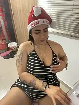 Snapshot of marta201_alfaro chatting on December 2024 04:36:01 PM marta201 alfaro online show from December 2024 04:36:01 PM