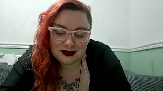 Bustycurves online show from February 2025 08:25:01 PM