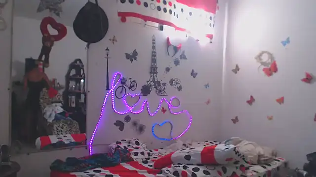 Snapshot of brigitht chatting on January 2025 02:21:01 PM brigitht online show from January 2025 02:21:01 PM