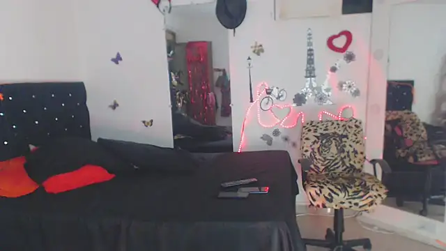 Snapshot of brigitht chatting on November 2025 05:54:01 AM brigitht online show from November 2025 05:54:01 AM