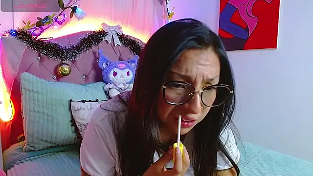 Littlerouse  online show from December 2024 01:51:02 AM