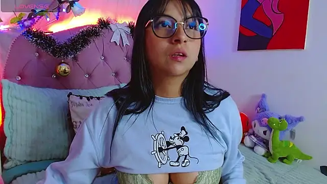 Littlerouse  online show from January 2025 05:26:02 AM