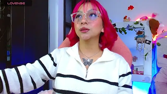 Littlerouse  online show from February 2026 06:39:02 AM