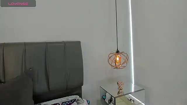 Cherllynn online show from October 2025 04:20:02 PM