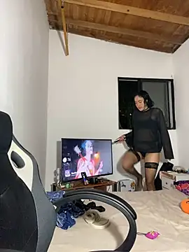 Snapshot of Blue_shine chatting on February 2025 04:54:02 AM Blue shine online show from February 2025 04:54:02 AM