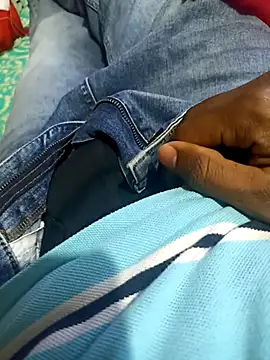 Snapshot of bangaloresexyguy chatting on December 2025 04:55:01 AM bangaloresexyguy online show from December 2025 04:55:01 AM