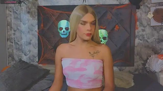 Shantal Joness online show from October 2025 12:56:02 PM