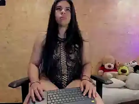 Biancastrongg online show from January 2025 01:32:01 AM