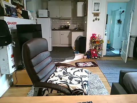 Snapshot of mihaimichael chatting on October 2025 02:51:02 PM mihaimichael online show from October 2025 02:51:02 PM