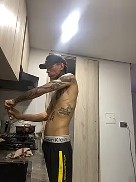 Herem369 online show from November 2025 03:16:02 AM