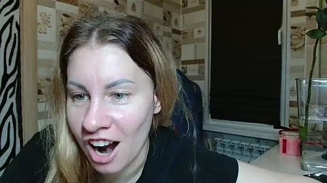 TherestlessKitty online show from May 2026 10:17:01 PM