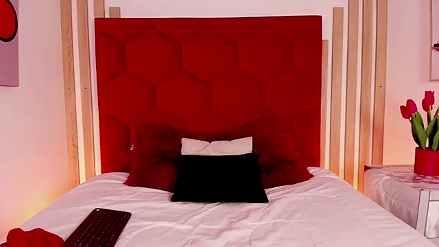 Tayzon Foxxx online show from July 2026 08:29:02 PM