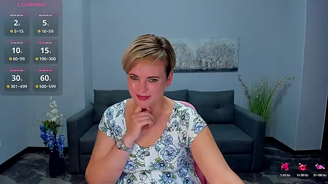 Snapshot of Julia_Wilsone chatting on November 2025 06:52:01 AM Julia Wilsone online show from November 2025 06:52:01 AM