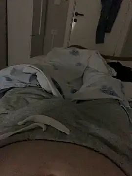 Snapshot of Erenn34 chatting on September 2025 11:49:02 PM Erenn34 online show from September 2025 11:49:02 PM