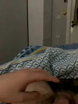 Snapshot of Erenn34 chatting on December 2025 10:03:01 PM Erenn34 online show from December 2025 10:03:01 PM