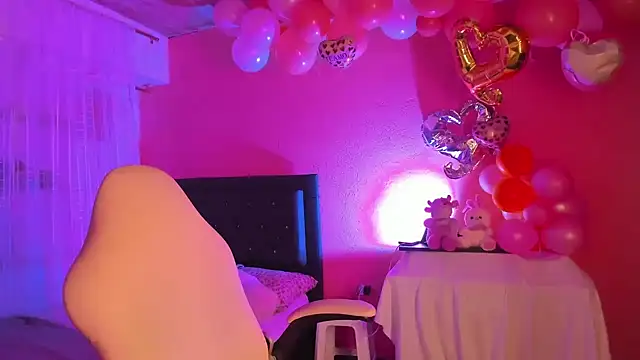 Snapshot of ivy_roosx chatting on February 2025 03:15:02 PM ivy roosx online show from February 2025 03:15:02 PM