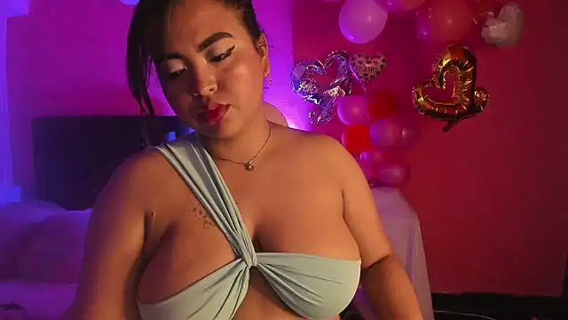 Snapshot of ivy_roosx chatting on February 2025 11:33:02 PM ivy roosx online show from February 2025 11:33:02 PM