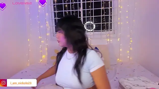 nicky peyton online show from September 2025 04:05:02 AM