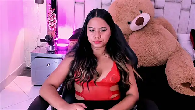 Snapshot of Marilyn-Cooper chatting on December 2024 10:02:02 AM Marilyn-Cooper online show from December 2024 10:02:02 AM