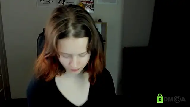 Snapshot of Alina_Mills chatting on December 2025 10:02:01 AM Alina Mills online show from December 2025 10:02:01 AM